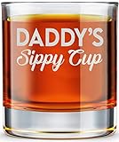 DADDY FACTORY Daddy's Sippy Cup Whiskey Glass - Funny New Dad Gifts - 10.25 oz Engraved Old Fashioned Bourbon Rocks Glass for Expecting Father, Dad Birthday Gift